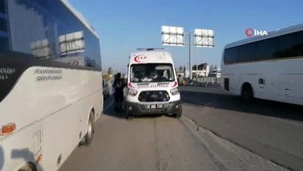 Yolcu midibüsü tur minibüsüne çarptı: 6 yaralı