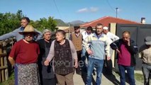 Ora News - Tërmeti në Floq, banorët: Vlerësimi nuk është i drejtë, do hyjmë në grevë
