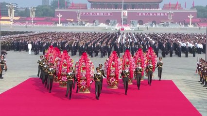 中, 내일 건국 70주년 대대적 행사...홍콩 '애도 시위' / YTN
