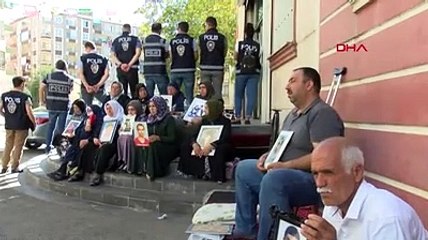 Ailelerin HDP binası önündeki eylemi sürüyor: 28 gün değil 28 sene de geçse sonuç almadan gitmeyeceğiz