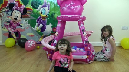 Minnie Mouse -  Piscina de Bolinhas