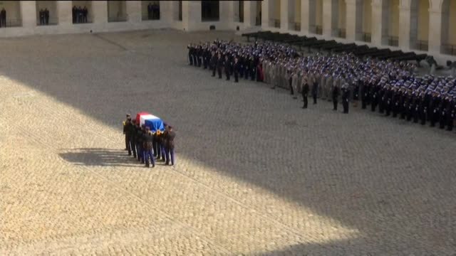 Honores militares para Jacques Chirac