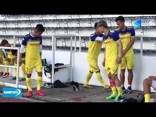 Thầy Park trêu đùa với cún lạc, bất ngờ té nước vào mặt Quế Ngọc Hải | NEXT SPORTS