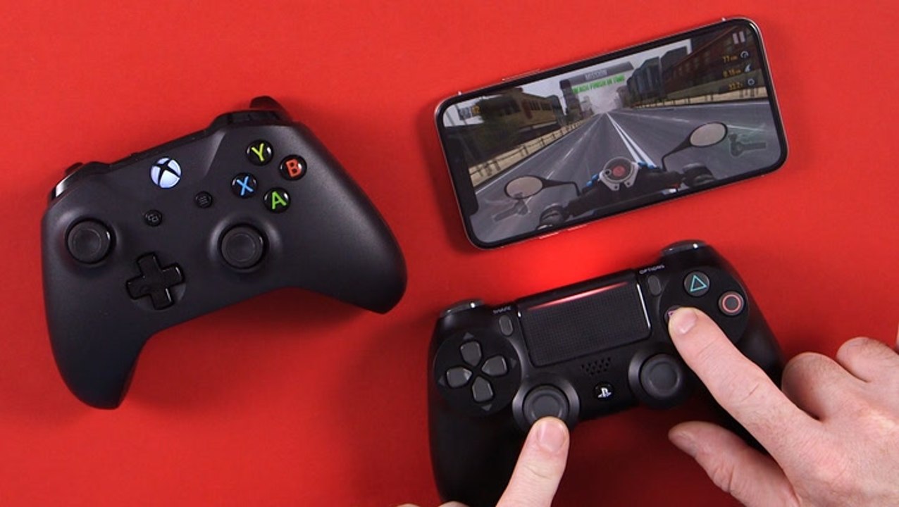 How to use PS4 And Xbox controllers with the iPhone