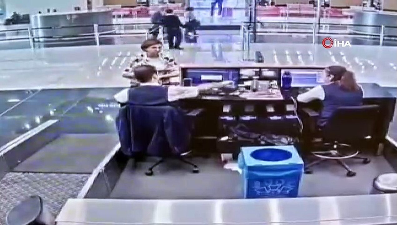 THY görevlisi, deprem sırasında yolcuyu böyle korudu