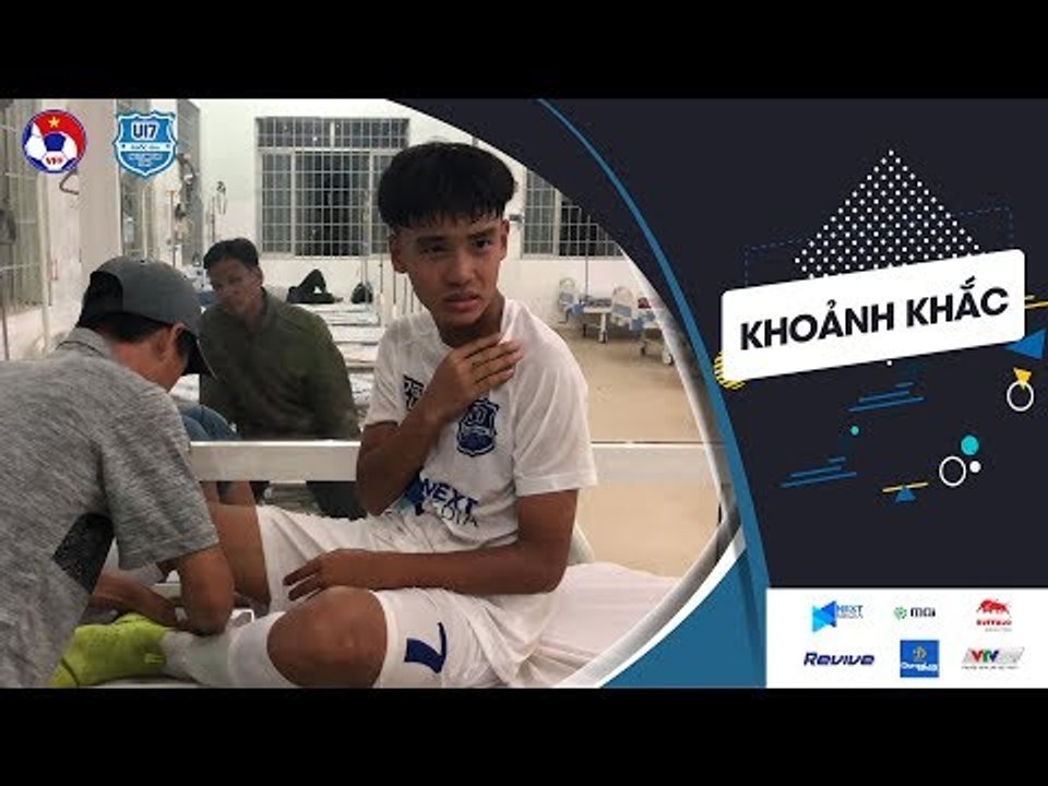 [SỐC] Cầu thủ U17 HAGL khóc hết nước mắt sau ch...