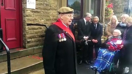 Ossett blue plaque Reginald Earnshaw