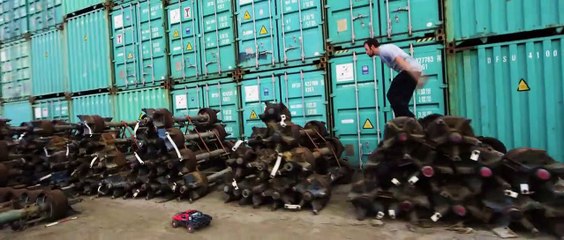 Parkour vs RC Car vs C-Class Coupe - The Ultimate Race!