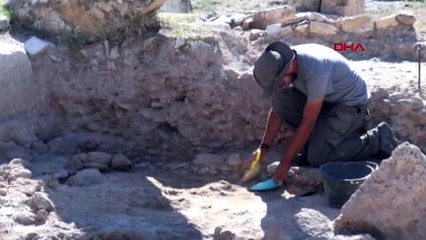 Denizli romalılar 1800 yıl önce depreme karşı teknikler kullanmış