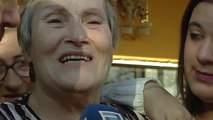 Un centenar de personas evita el desahucio de una mujer de 72 años en Gijón