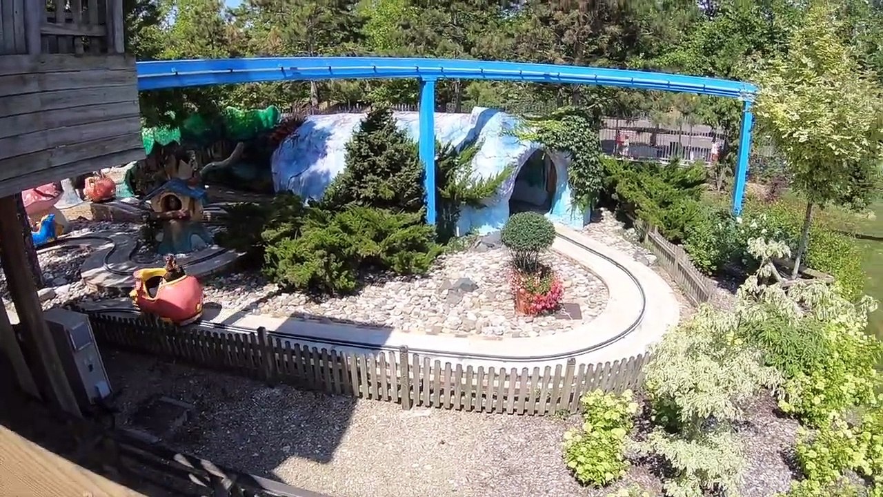 NIGLOLAND • VLOG 100% FUN dans les ATTRACTIONS ! - Studio Bubble Tea