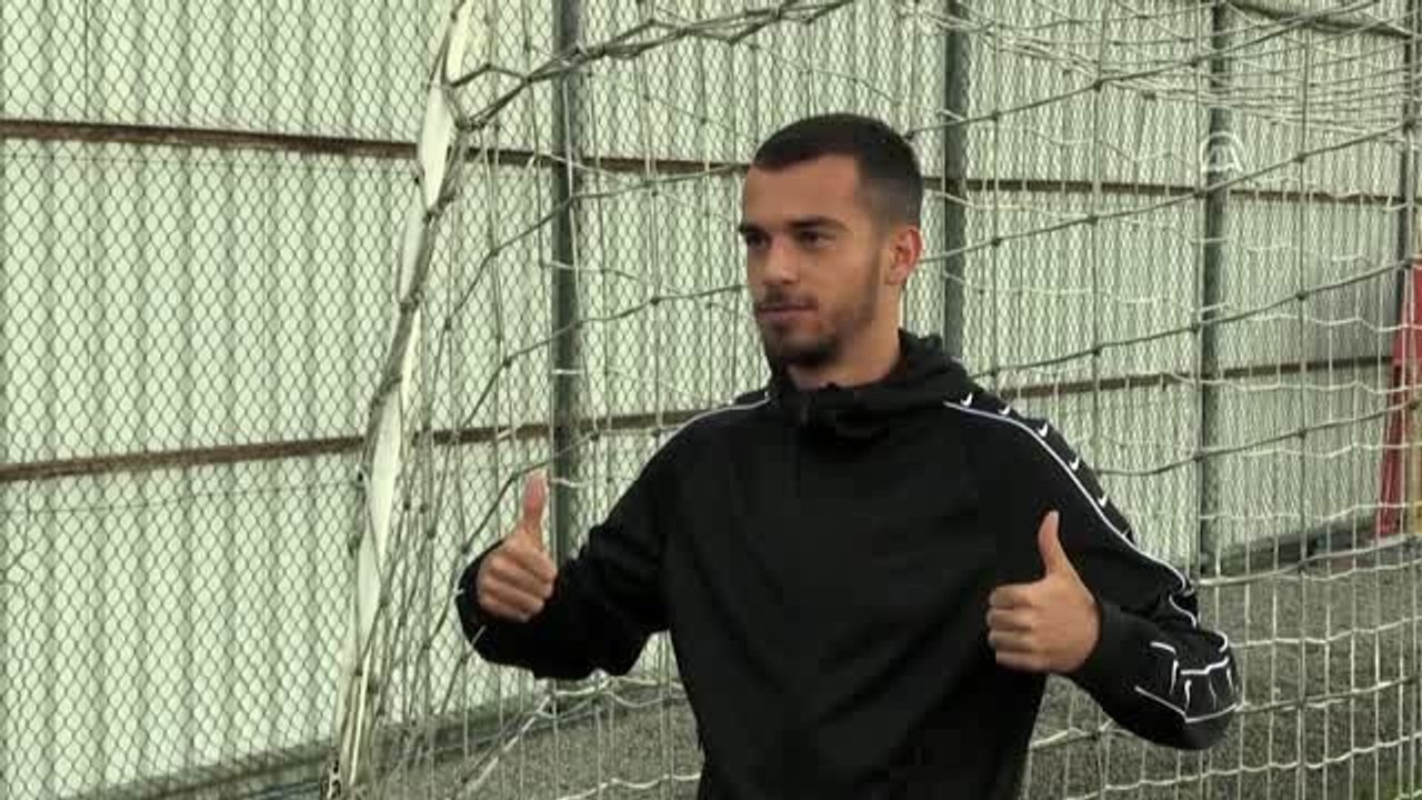 Çaykur Rizesporlu futbolcu Barış Alıcı: "Karadeniz derbisini kazanmak istiyoruz"