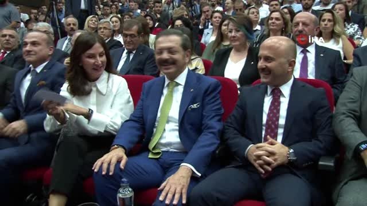 Hisarcıklıoğlu'ndan genç girişimcilere: "Eski köye yeni adet getirin"