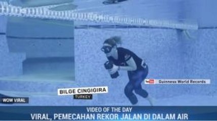 Pemecahan Rekor Berjalan di Dalam Air