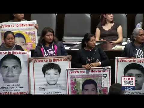 Padres de los 43 normalistas en el Senado | Noticias con Ciro Gómez Leyva