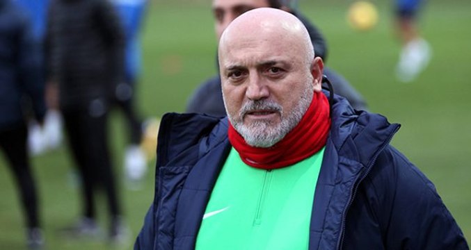 Kayserispor, Hikmet Karaman'ın istifasını kabul etmedi!