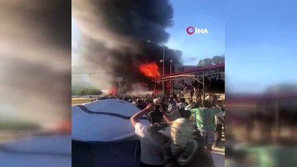 - Midilli'de Mülteci Kampında Yangın: 1 Çocuk ve Kadın Öldü