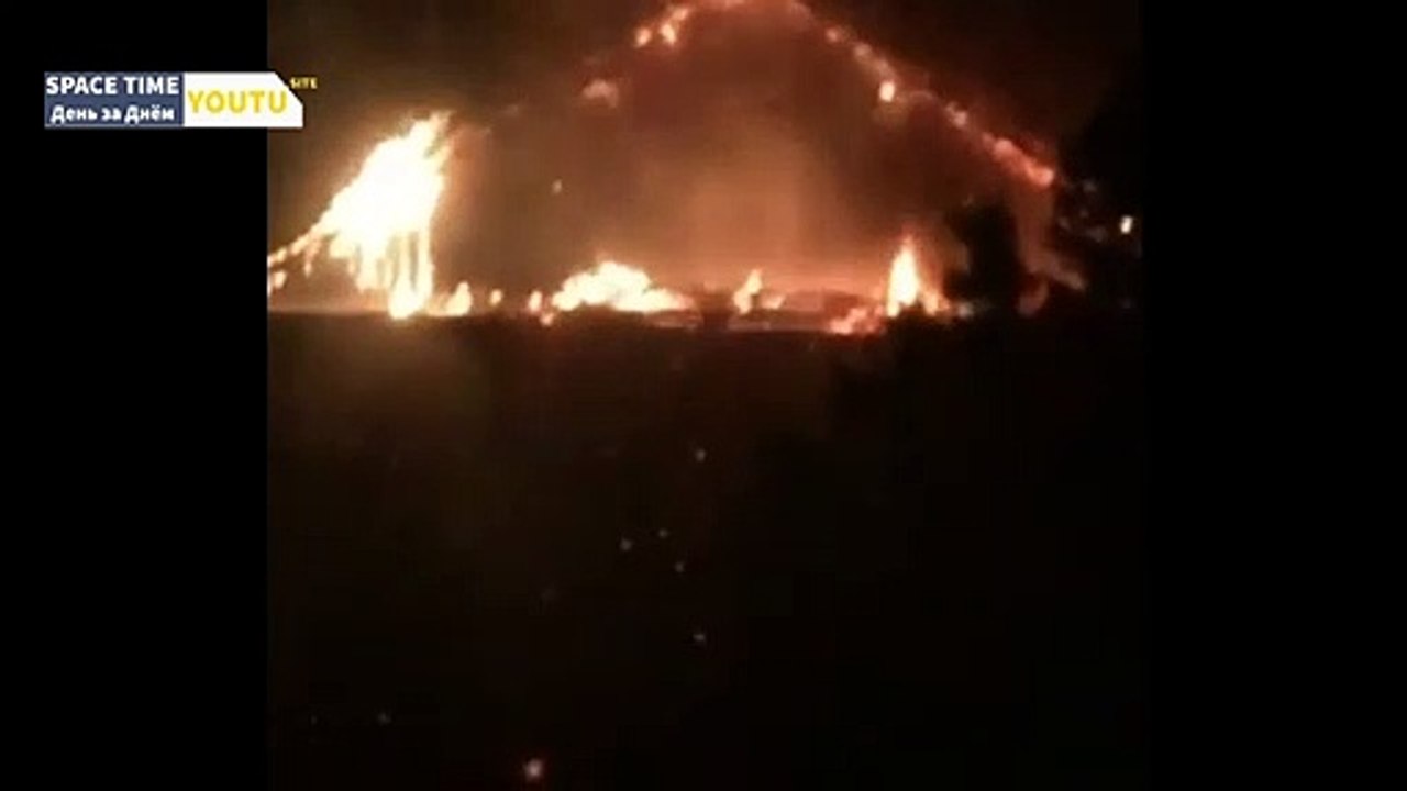 В Дальнегорске вспыхнул мощный пожар в здании профилактория Аралия