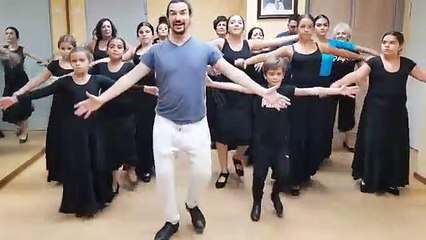 Dünya'da "Erik Dalı" rüzgarı: Flamenko ekibinden müthiş performans