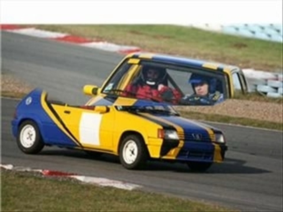 premiere sorti de la voiture