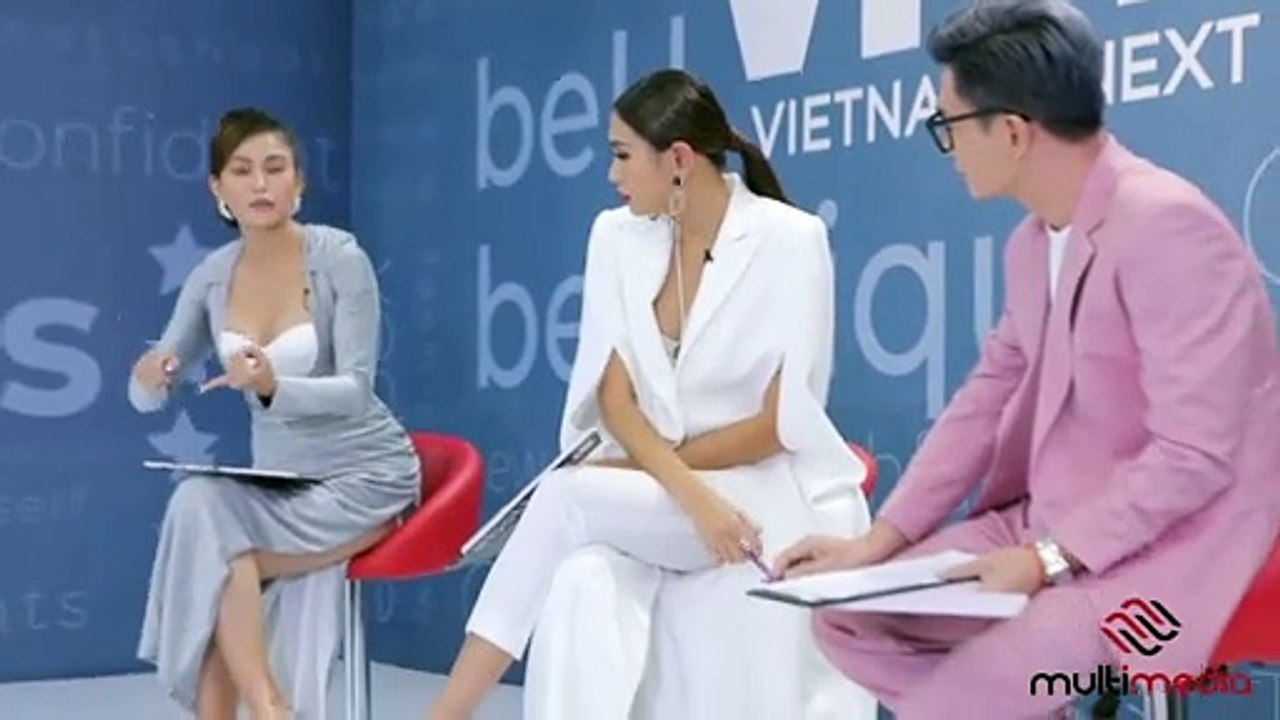 Clip Làm host có khác, Võ Hoàng Yến đảo mắt, bĩu môi khi tranh (1)