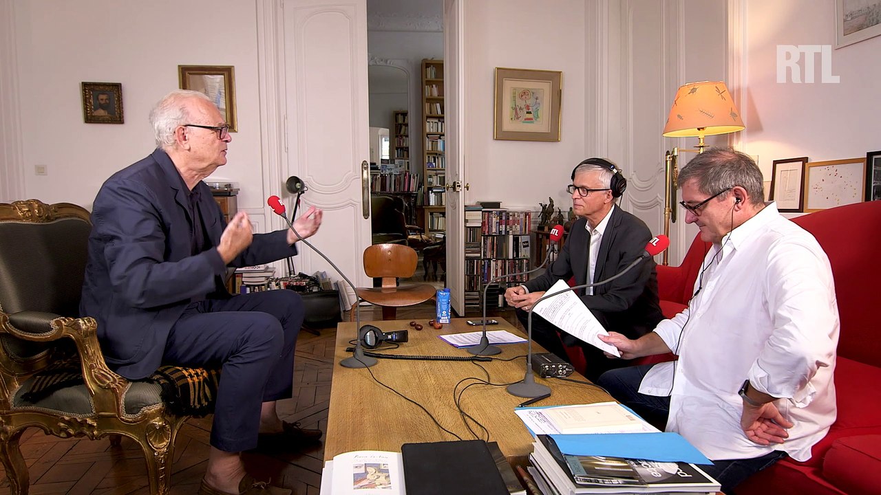 Patrick Modiano évoque "Encre sympathique" : "Retrouver, c'est le mouvement de mes livres"