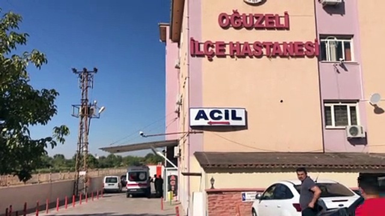 Gaziantep'te askeri araç devrildi: 2 yaralı