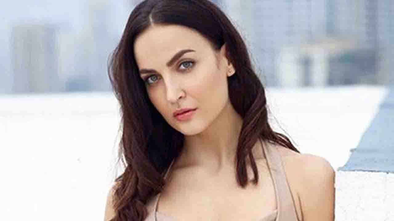 Bigg Boss contestant Elli AvrRam reveals shocking casting couch experience |FilmiBeat