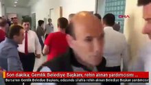 Belediye Başkanı, rehin alınan yardımcısını kapıyı kırarak kurtardı