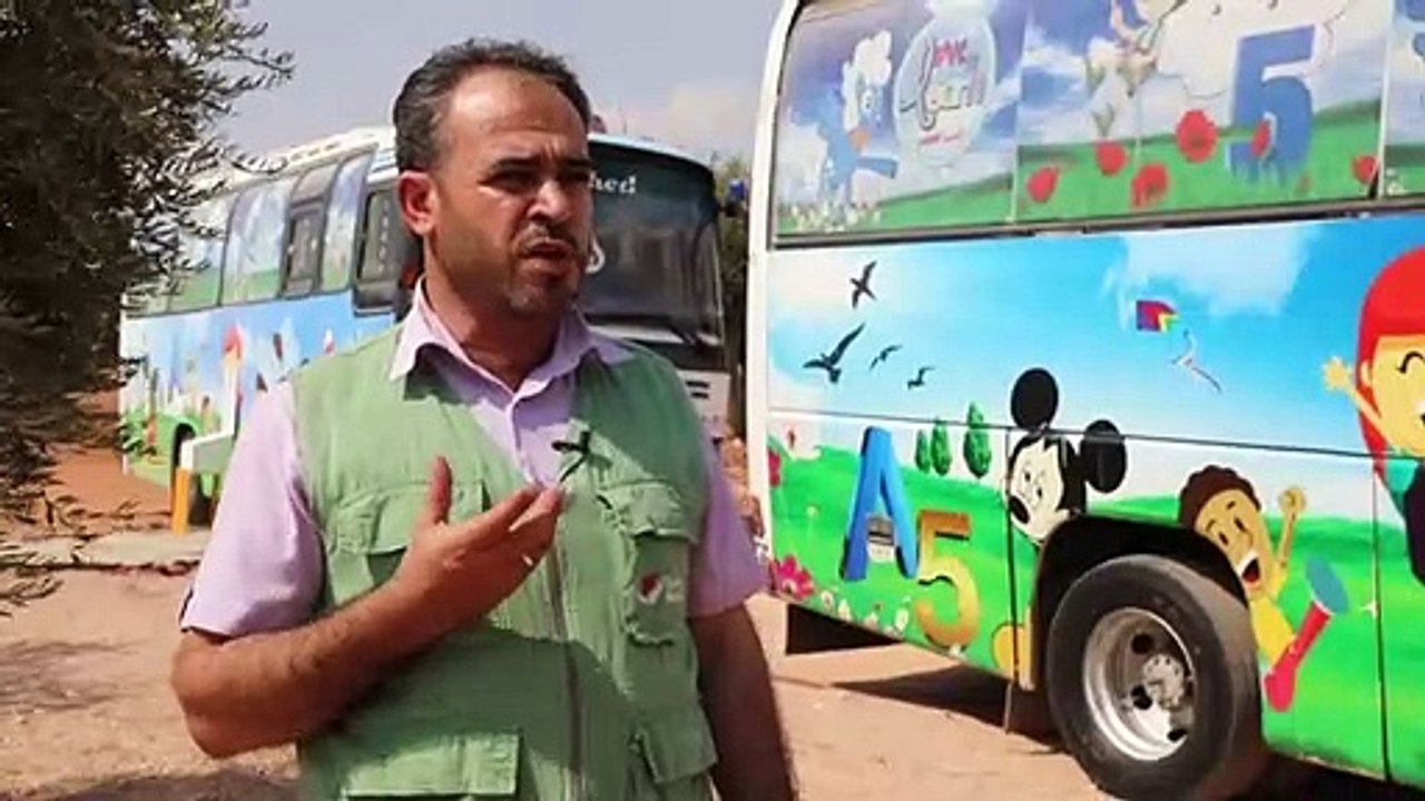 Die rollenden Klassenzimmer von Idlib