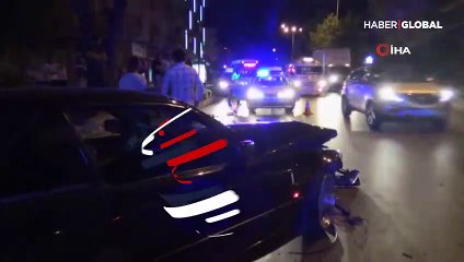 Bu arabanın içinden çıkıp buhar oldu! Polis soruşturma başlattı