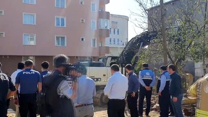 Göçük altında kalan işçi kurtarıldı