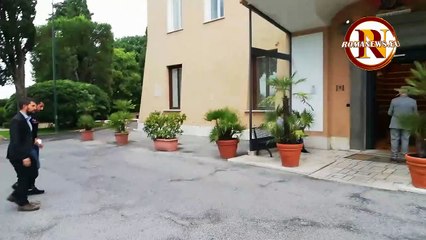 Mkhitaryan a Villa Stuart per svolgere le visite mediche