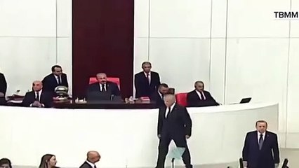 Meclis açılışına damga vuran anlar!