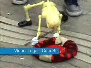 mdr..ma marionnette squelette..mdr