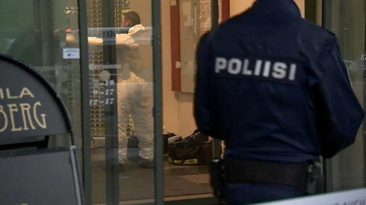 Schwertangriff in Finnland: Eine Tote und 10 Verletzte