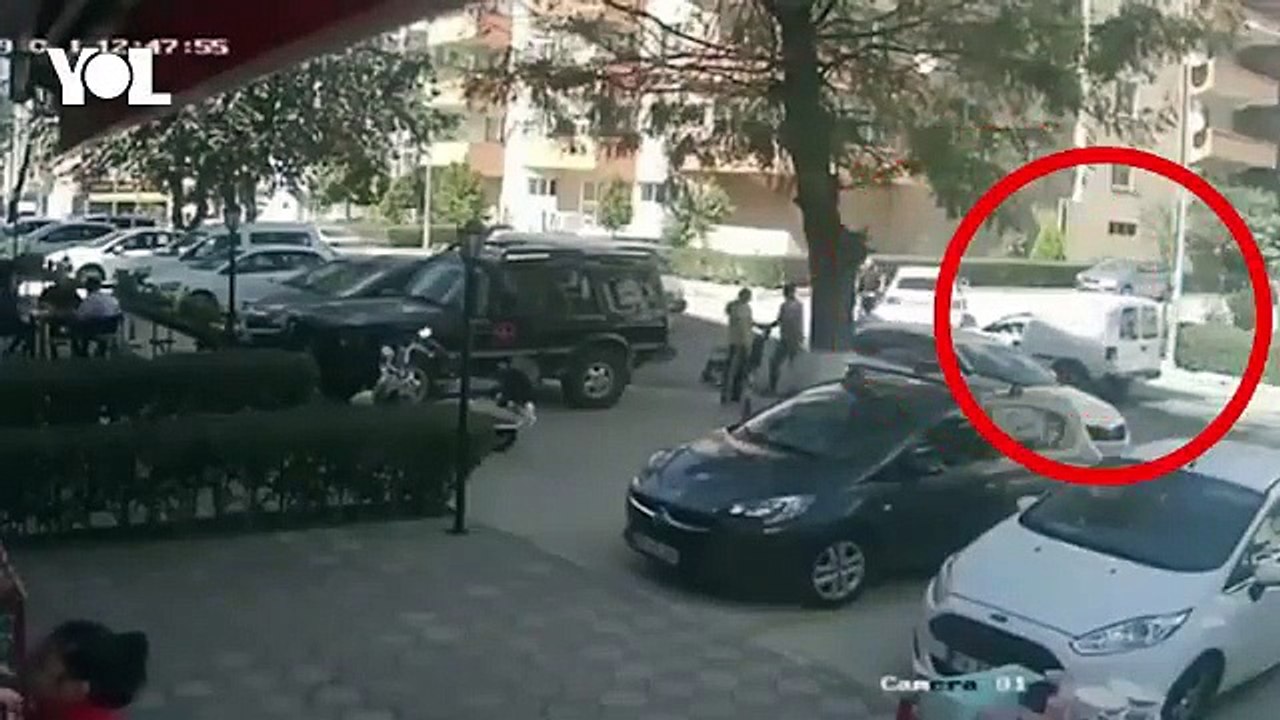 AKPli isim arabasıyla köpeğin üstünden defalarca geçti