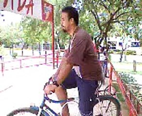 KLEYTON E FERNANDA NO PARQUE DA JAQUEIRA-PE DE BIKE JANEIRO DE 2008.mp4