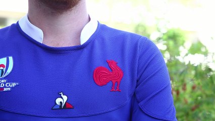 Coupe du Monde 2019 de rugby : le maillot du XV de France en vidéo