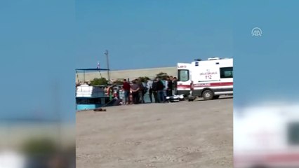 Denize düşen balıkçı boğulma tehlikesi geçirdi - KASTAMONU