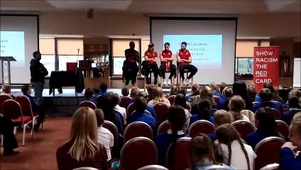 Sunderland footballers help youngsters Show Racism the Red Card