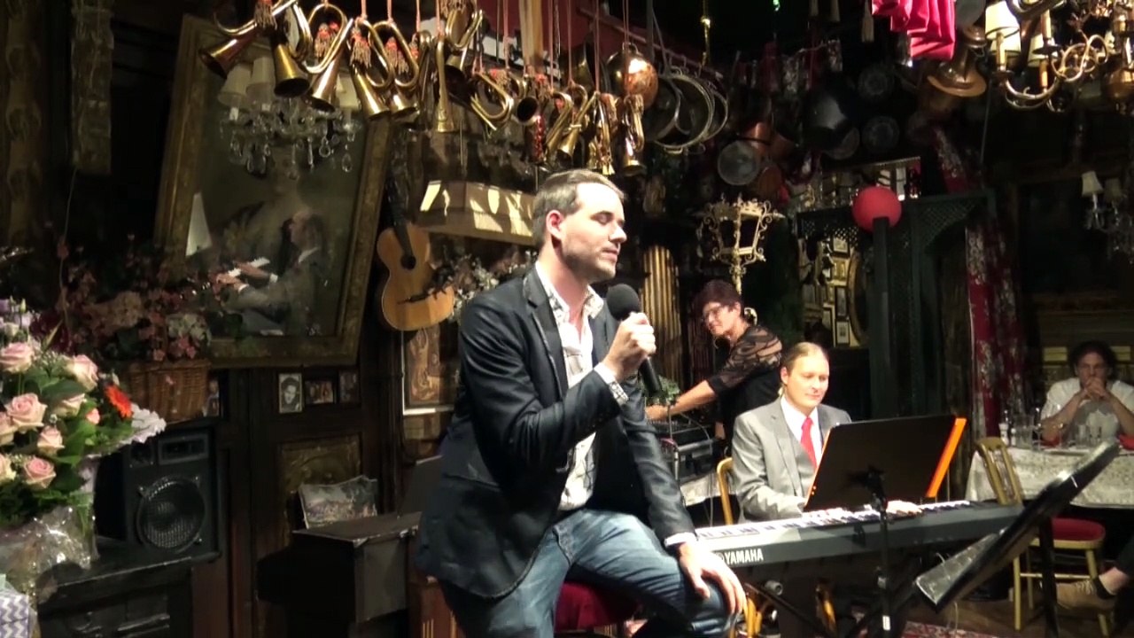 Publikumsliebling und Dancing Star  Susanna Hirschler feierte im Marchfelderhof  Bühnenjubiläum und Geburtstagc