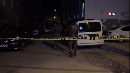 Eskişehir'de 2 teröristin öldürüldüğü hücre evinde aramalar sürüyor