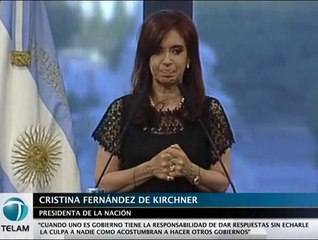 _Cuando uno es gobierno, tiene que dar respuestas sin echarle la culpa a nadie_