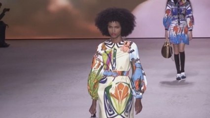 Louis Vuitton regresa a sus orígenes en la pasarela de París