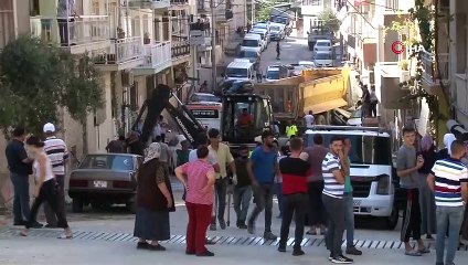 Freni patlayan kamyonun 9 aracı önüne alıp sürüklediği feci kazanın görüntüleri ortaya çıktı