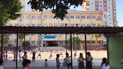Erkek veli kadın öğretmeni böyle darp etti