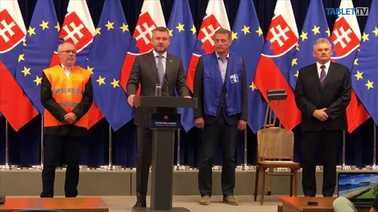 ZÁZNAM: Brífing premiéra P. Pellegriniho, ministra práce J. Richtera a predsedu OZ KOVO E. Machynu