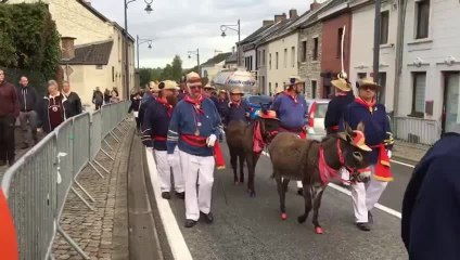 Fosses-la-Ville: les Tchôds-Tchôds dans les rues