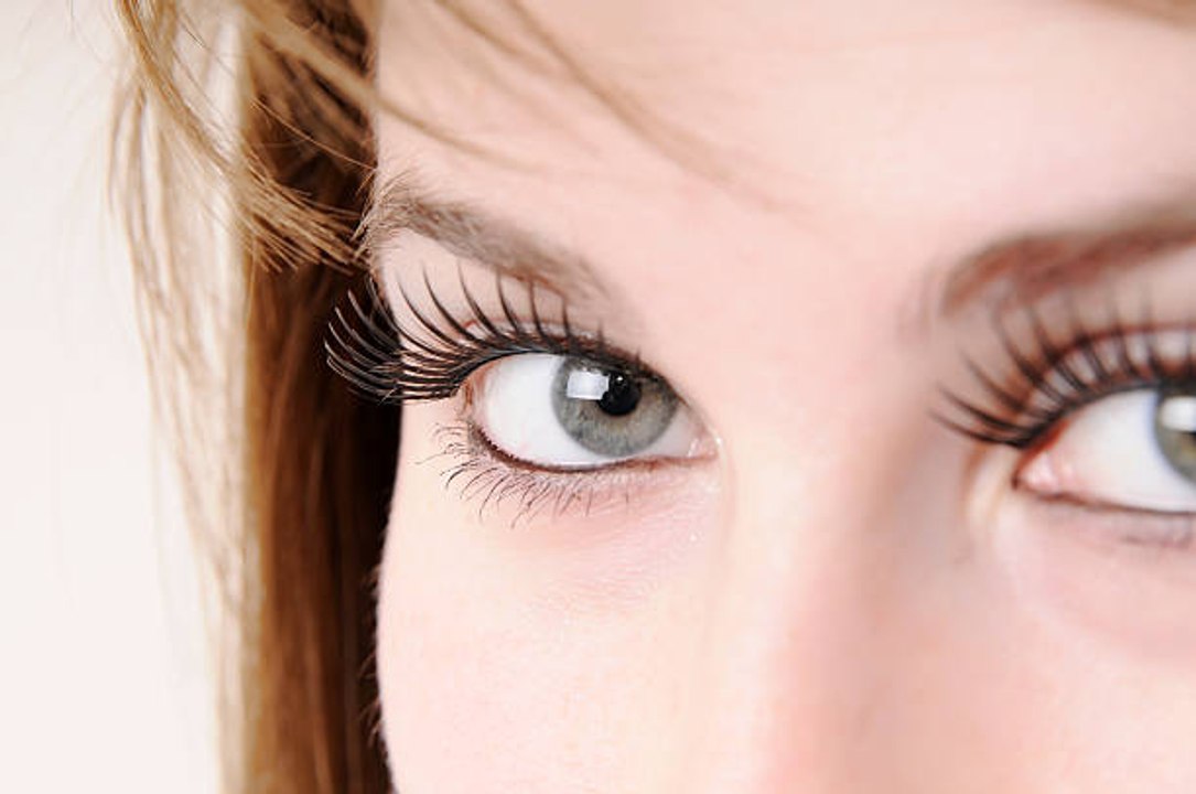 Die Gefahr von magnetischen Wimpern